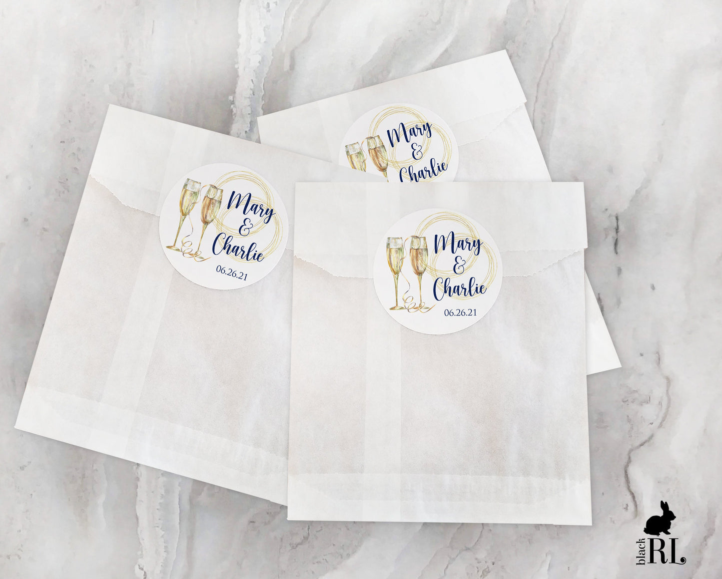 Printed Round Labels in 3 Sizes / Champagne Toast - CH21